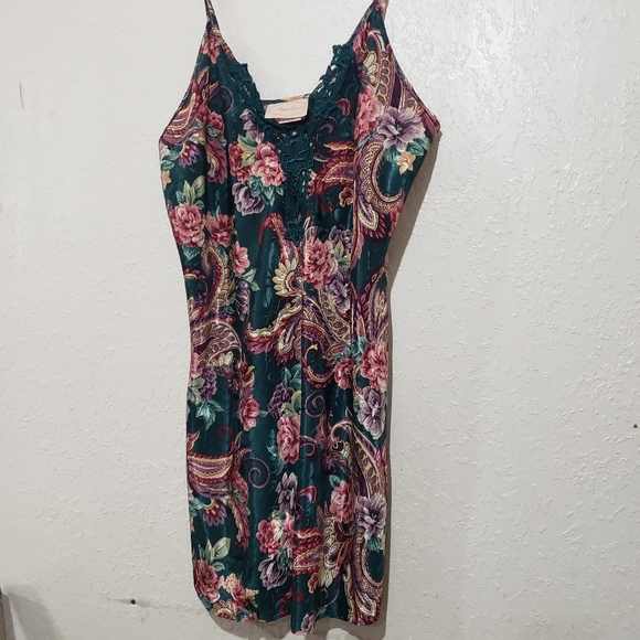 Vintage night slip dress with robe - Picture 3 of 9